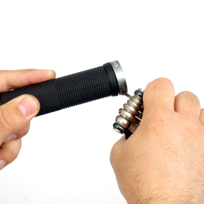 CROSSER Ručke gripovi HL-G201 black/grey