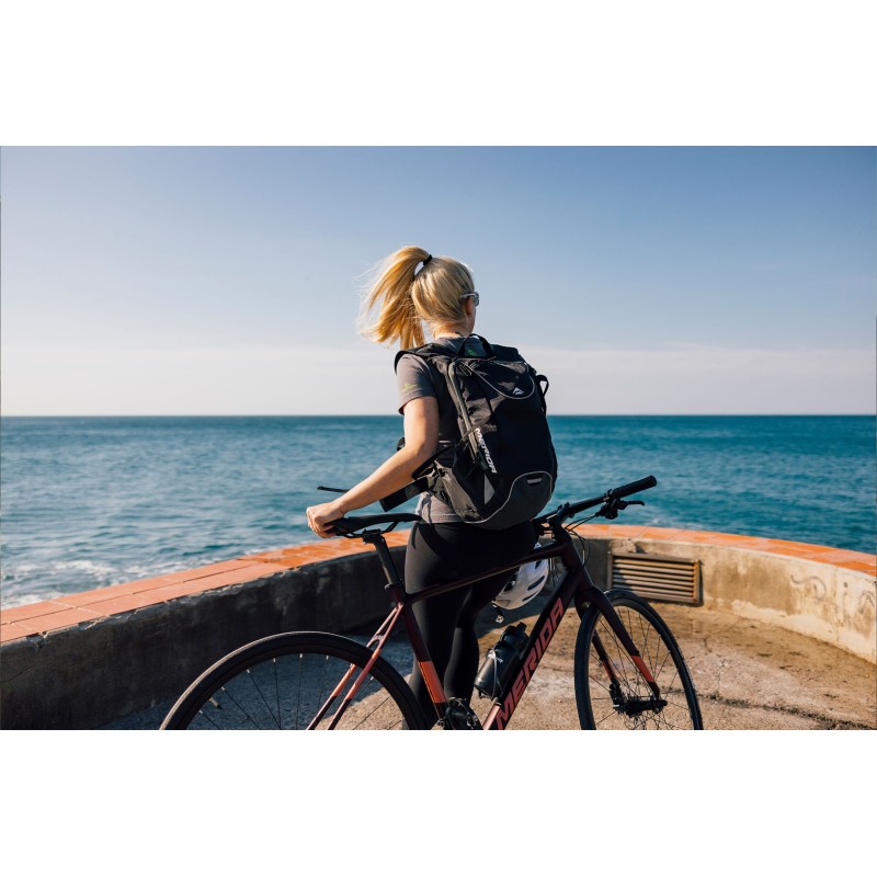 MERIDA SPEEDER 300 fitness bicikl