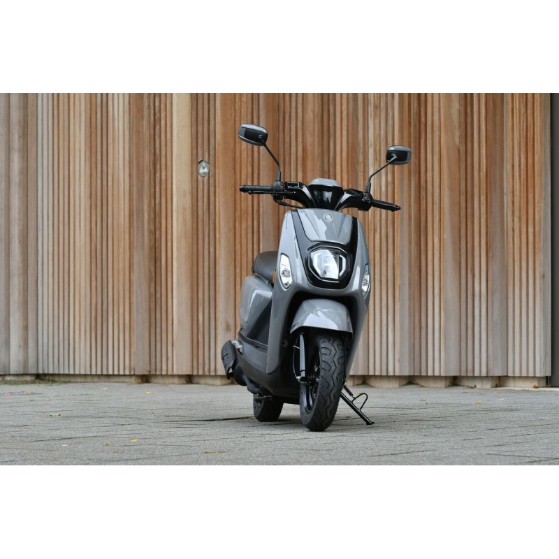 TOMOS GS 03 skuter