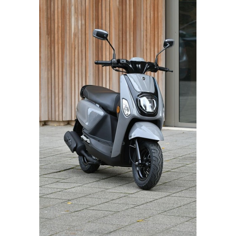 TOMOS GS 03 skuter