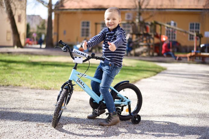 Matis Blog: Dječji bicikl - savršena animacija/zanimacija za najmlađe