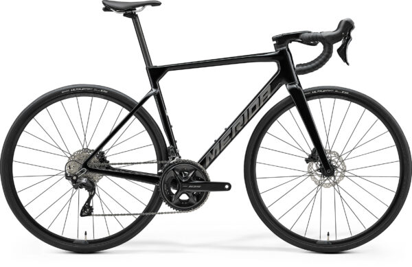 MERIDA SCULTURA 4000 V3 METALLIC BLACK cestovni bicikl (MY25)